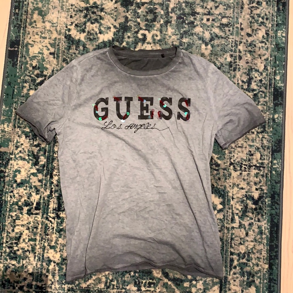 Guess T-shirt